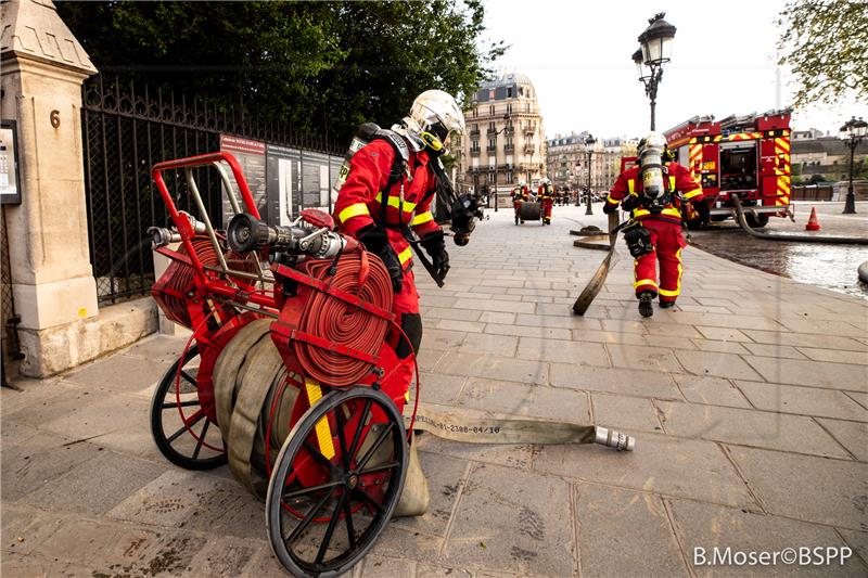 FRANCE NOTRE DAME FIRE