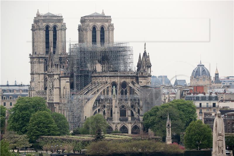 Mađarski gradovi uzvraćaju ponudom pomoći za Notre-Dame