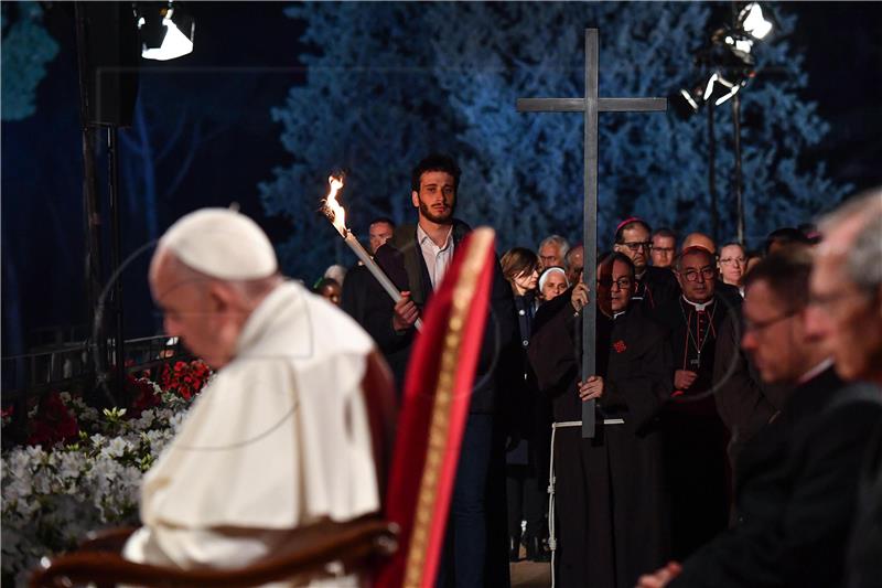 ITALY BELIEF GOOD FRIDAY