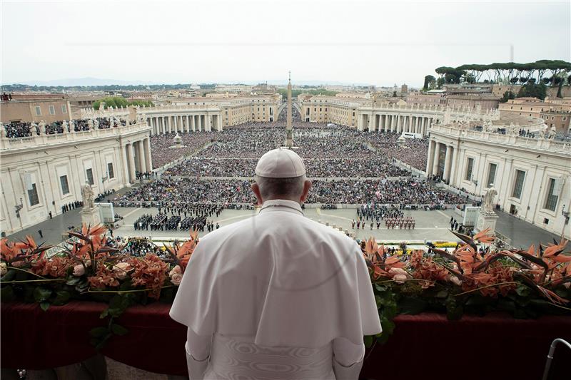 VATICAN BELIEF POPE EASTER MASS