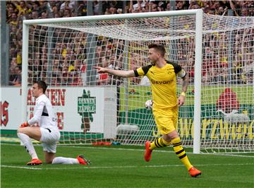 Njemačka: Freiburg - Borussia Dortmund 0-4