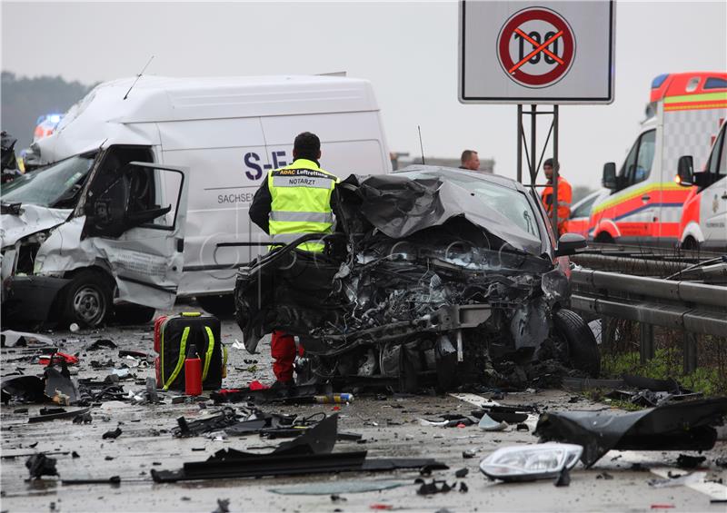 Deadly accident on A4 road in Germany