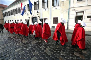 Autonomna ženska kuća izradila svoj prijedlog zakona o pobačaju i "prizivu savjesti"