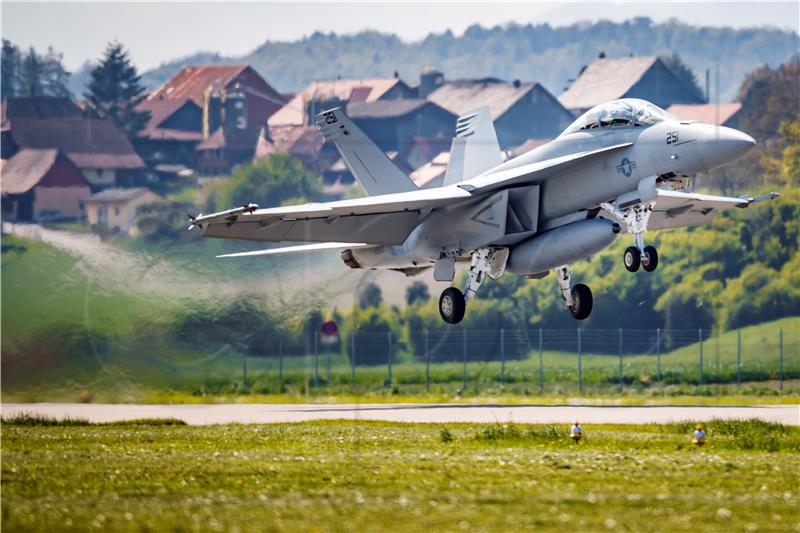 SWITZERLAND PRESENTATION FIGHTER JET BOEING FA-18