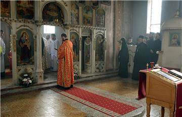 Liturgija u hramu Svetog Dimitrija u Okučanima