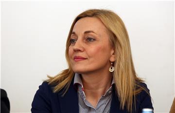 Marijana Petir potpisala inicijativu "67 je previše" 