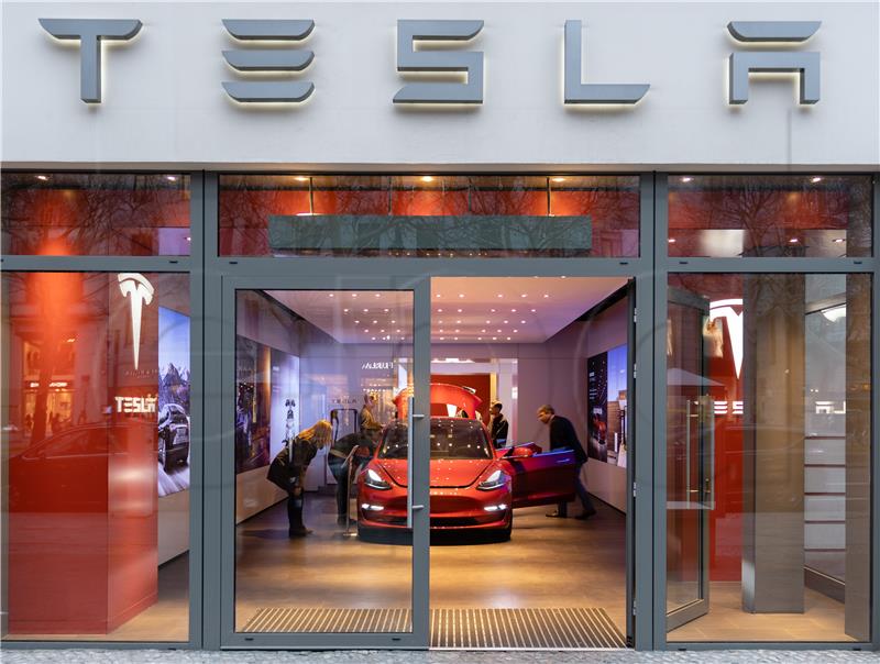 Tesla očekuje globalnu nestašicu minerala za baterije električnih vozila