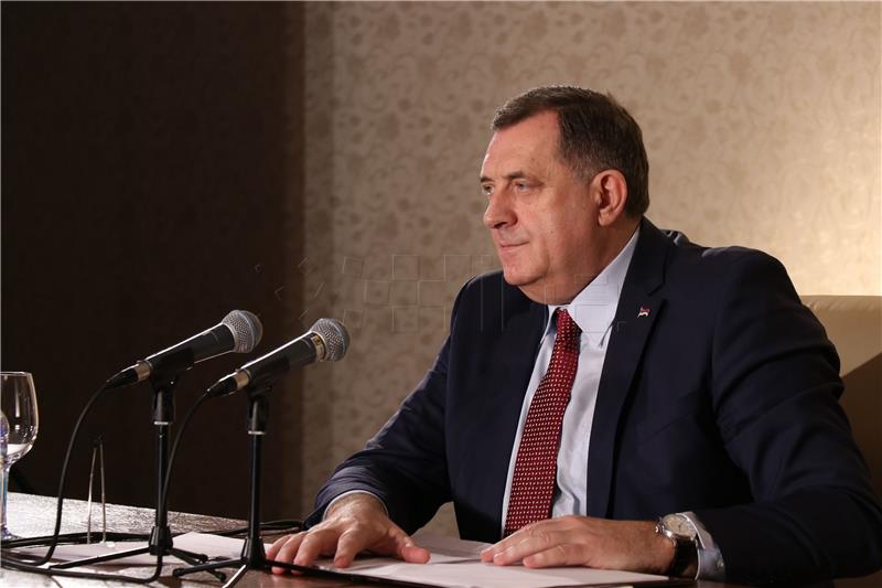 Dodik tvrdi da BiH neće dobiti mišljenje EU-a 2019. ako ne ustroji Vijeće ministara