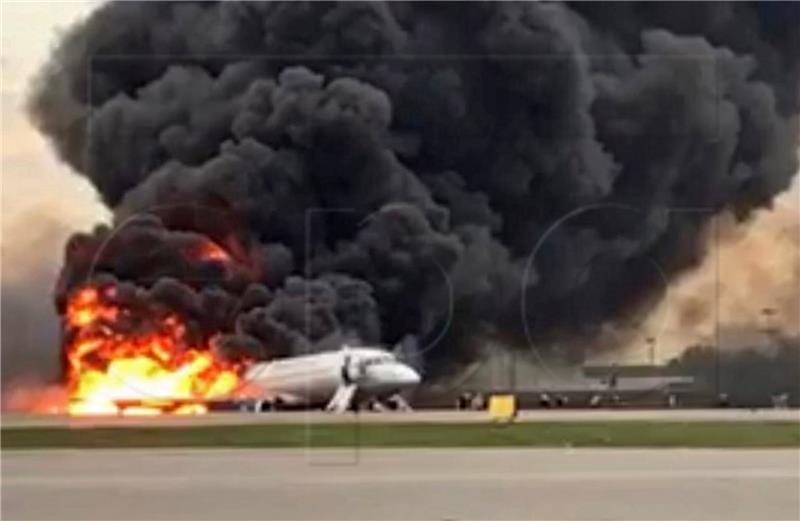 Četrdeset i jedna osoba izgubila život u avionskoj nesreći u Rusiji