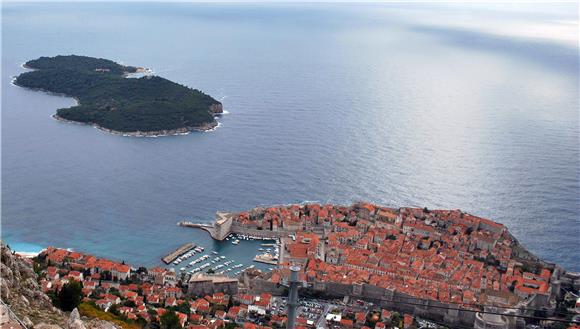 Pasjaca near Dubrovnik voted Europe's most beautiful beach, Nugal near Tucepi ranked 3rd