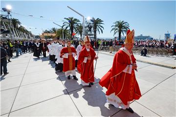 Procesija i sveta misa u  prigodi obilježavanja blagdana sv. Duje i Dana Grada Splita