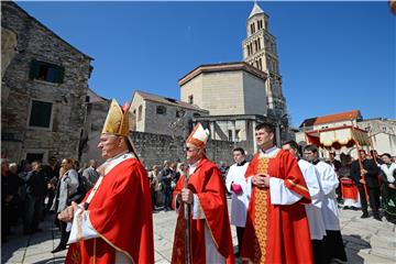 Procesija i sveta misa u  prigodi obilježavanja blagdana sv. Duje i Dana Grada Splita