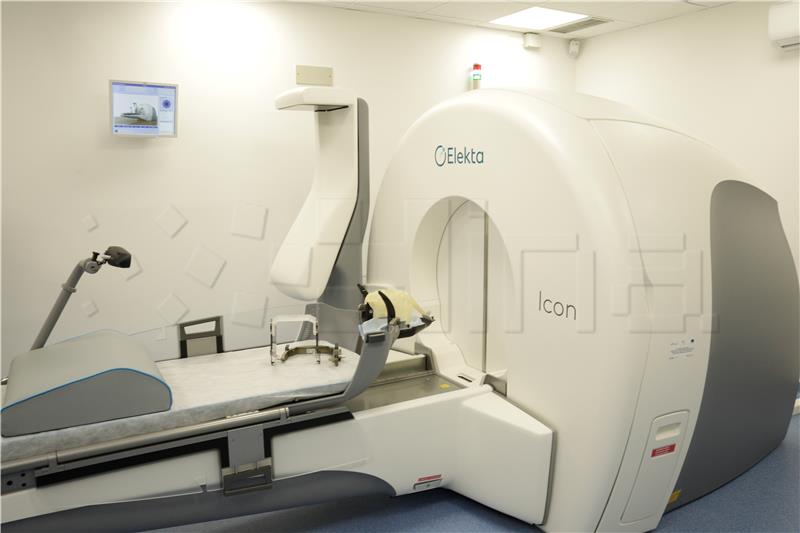 Novi gamma knife predstavljen u KBC Zagreb