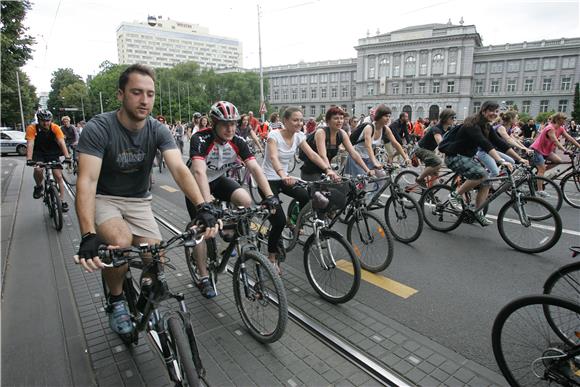 Studenti medicine uz podršku Grada Zagreba provode projekt "Bicikliranjem do zdravlja"   