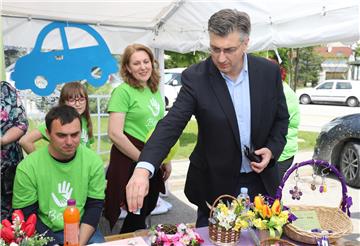 Premijer Plenković posjetio 6. Festival igračaka