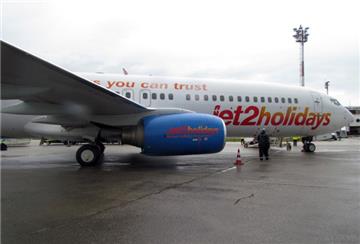 Pulska Zračna luka - prvi let Jet2.com iz Birminghama za Pulu