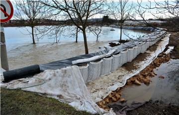 Poplave u BiH; pojedina naselja prometno odsječena