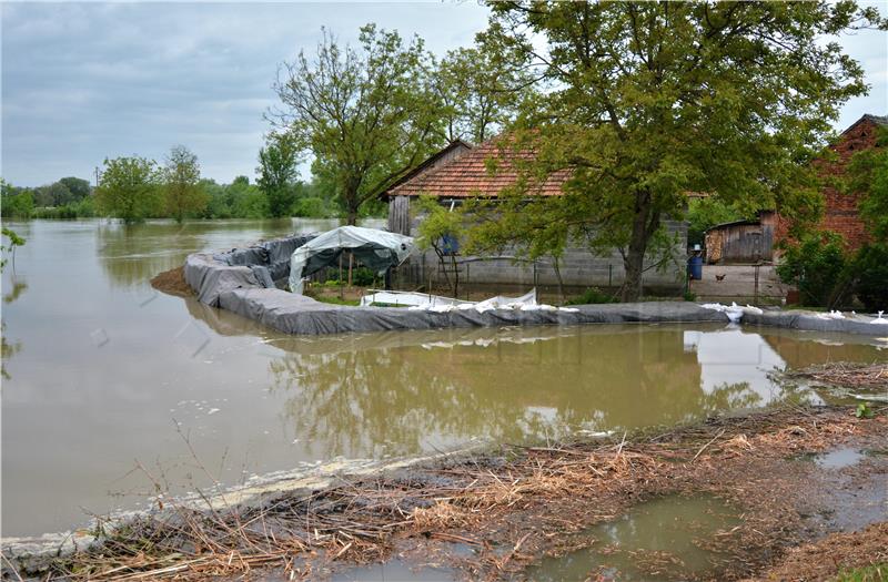 Rekordan vodostaj Mrežnice - Poplavljeno 20-ak kuća na dugoreškom području