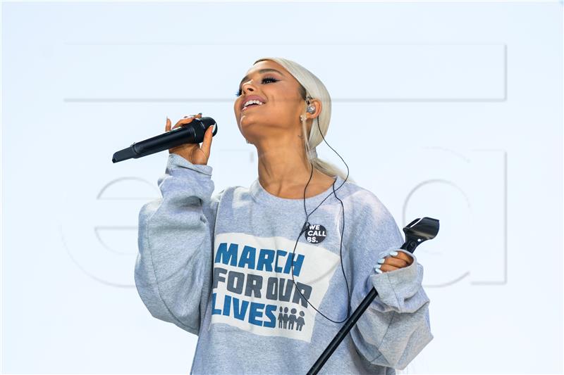 (FILE) USA MUSIC ARIANA GRANDE LAWSUIT