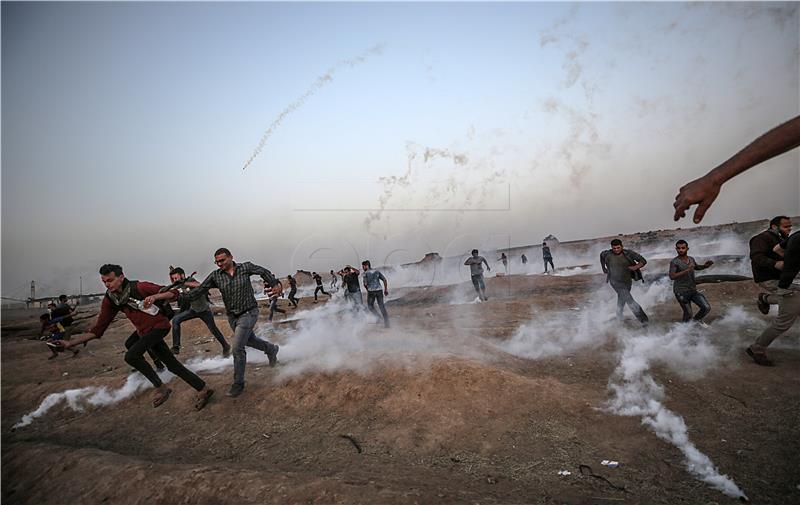 Sukobili se Palestinci i izraelski vojnici tijekom demonstracija na dan Nakbe