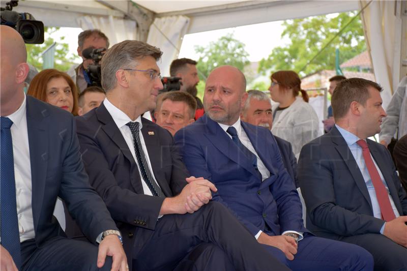 Premijer Plenković na svečanom otvorenju proširenog i moderniziranog proizvodnog pogona bjelovarske Sirele