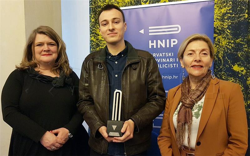 Mladi publicist Matija Štahan dobitnik Godišnje nagrade Hrvatskih novinara i publicista (HNiP)