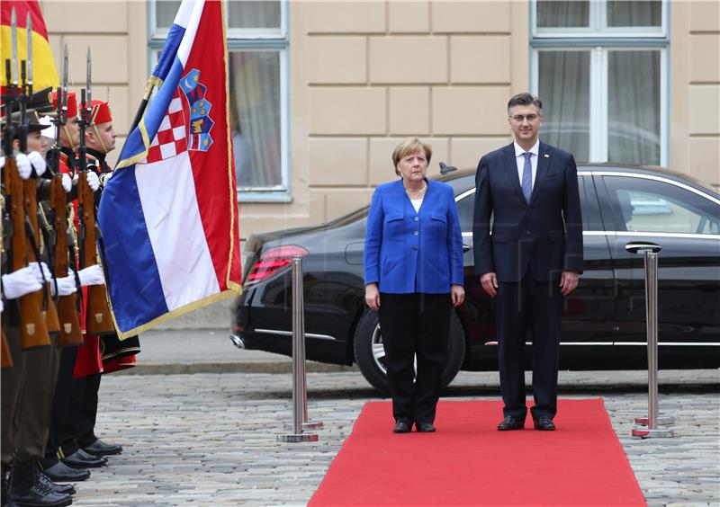 Premijer Plenković primio njemačku kancelarku Angelu Merkel