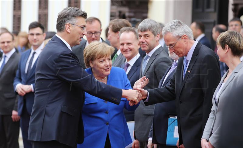 Premijer Plenković primio njemačku kancelarku Angelu Merkel