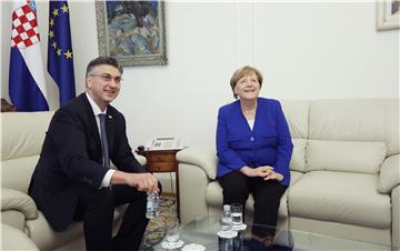 Premijer Plenković primio njemačku kancelarku Angelu Merkel