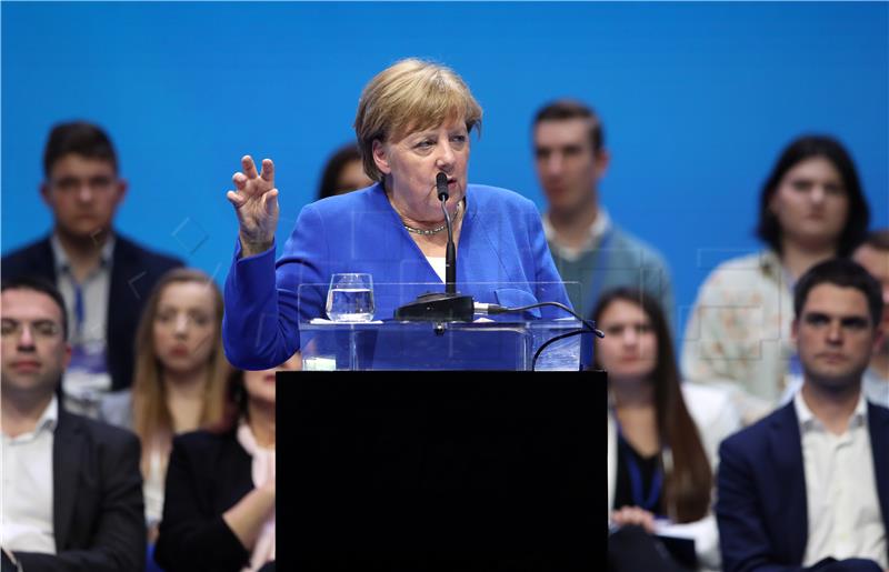 Merkel and Weber tell HDZ rally nationalism is Europe's enemy