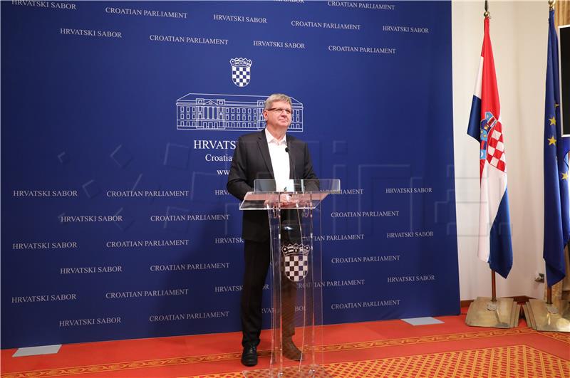 Konferencija za medije kluba zastupnika  HSS-a i Demokrata