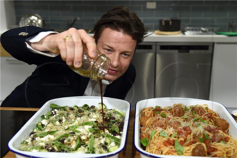 (FILE) AUSTRALIA JAMIE OLIVER RESTAURANTSfot