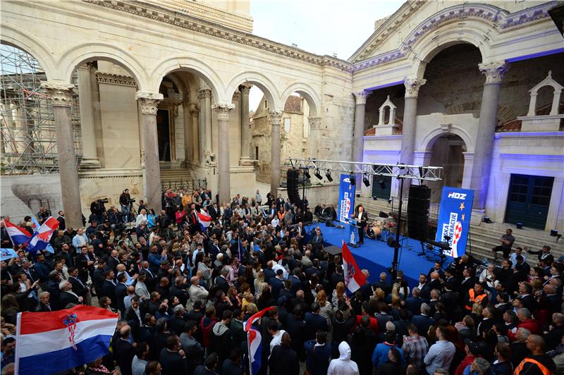  Predizborni skup Hrvatske demokratske zajednice u Splitu