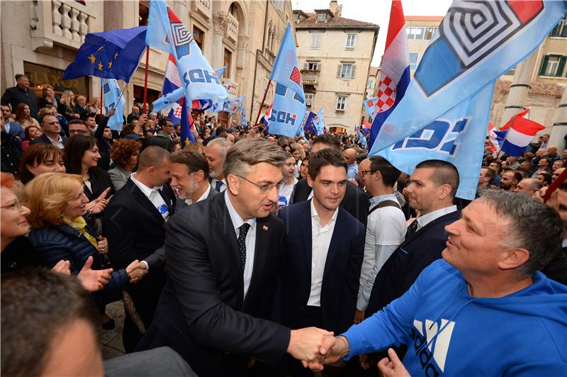  Predizborni skup Hrvatske demokratske zajednice u Splitu