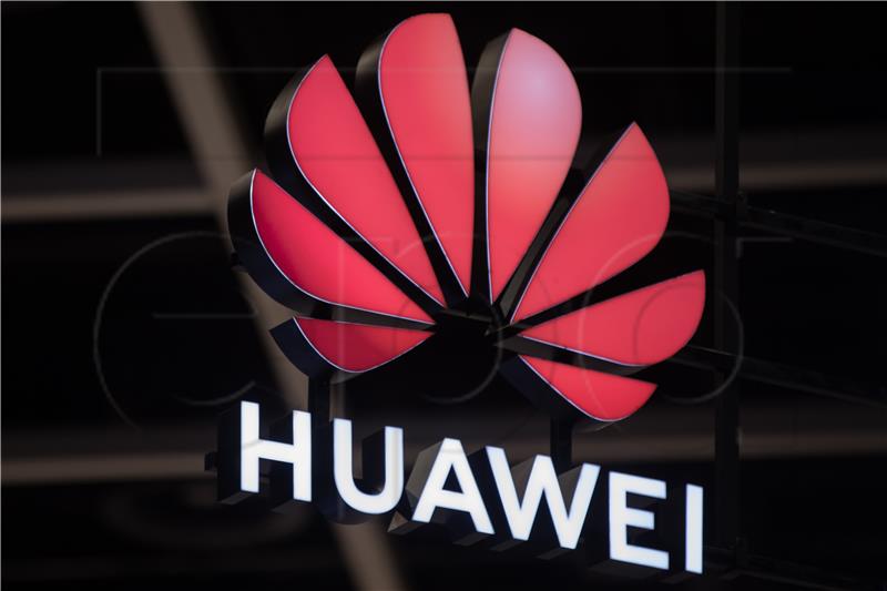 Operateri u Japanu i Velikoj Britaniji napustili Huawei