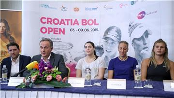 Konferencija za medije povodom ovogodišnjeg turnira WTA Croatia Bol Open