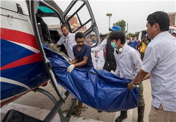 NEPAL MOUNT EVEREST DEAD BODIES