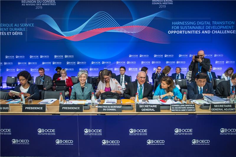 FRANCE OECD MINISTERIAL COUNCIL MEETING