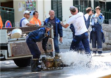 Zbog puknuća cijevi poplavljeno središte Splita