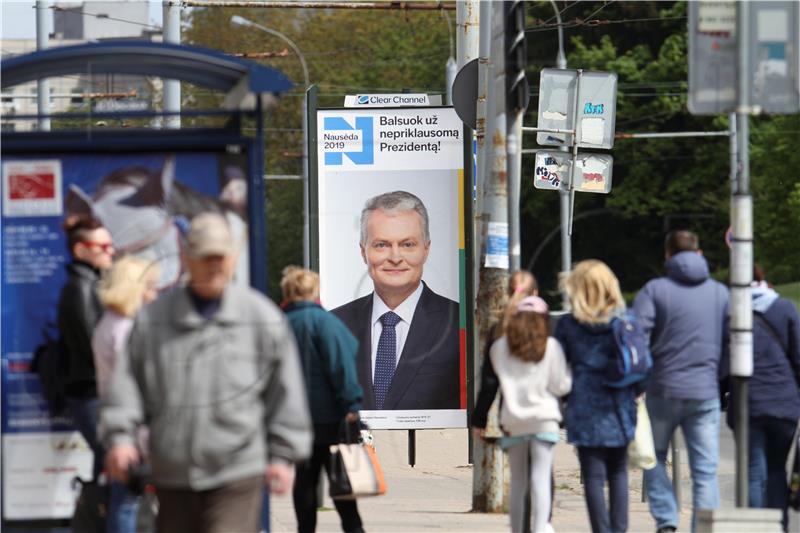 Litva u nedjelju bira predsjednika između dvoje ekonomista