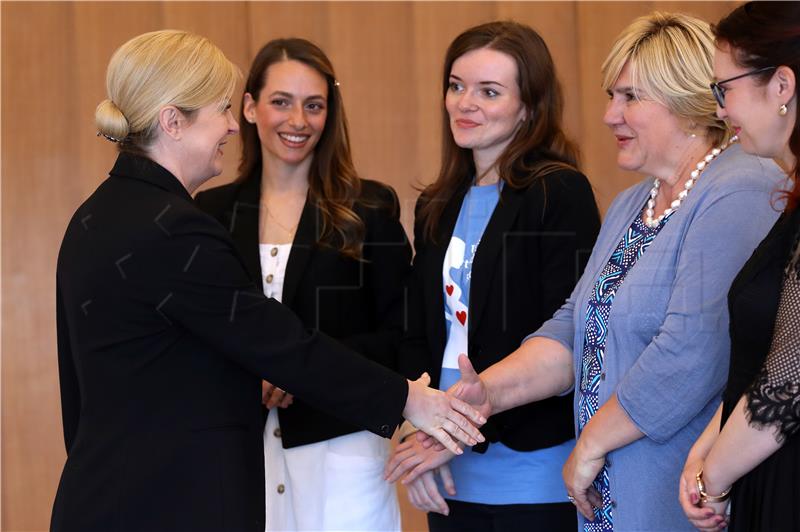 Grabar-Kitarovic receives "March for Life" delegation