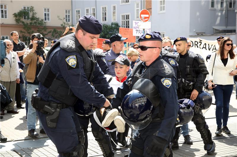 U Zagrebu se održava "Hod za život, obitelj i Hrvatsku"