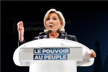 Nacionalno okupljanje Marine Le Pen pobjednik izbora u Francuskoj