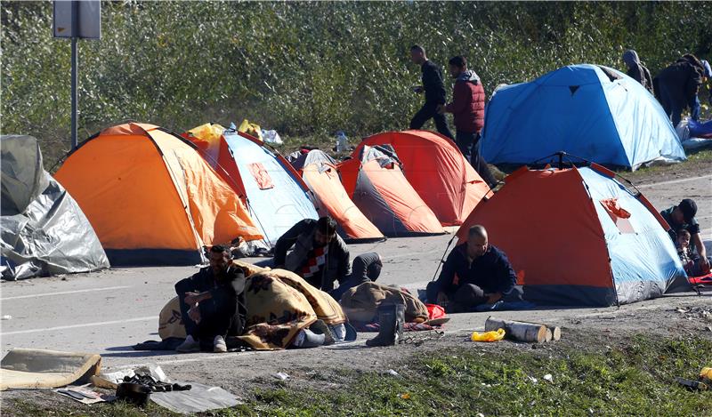 Migrant centres to be relocated from Bihac to its outskirts