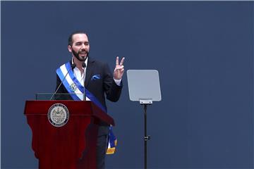 EL SALVADOR INVESTITURE