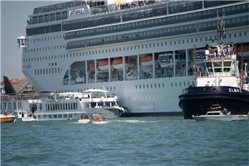 ITALY VENICE CRUISE SHIP COLLISION