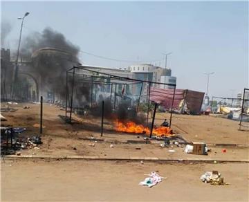 SUDAN MILITARY BREAK UP PROTESTER SIT-IN