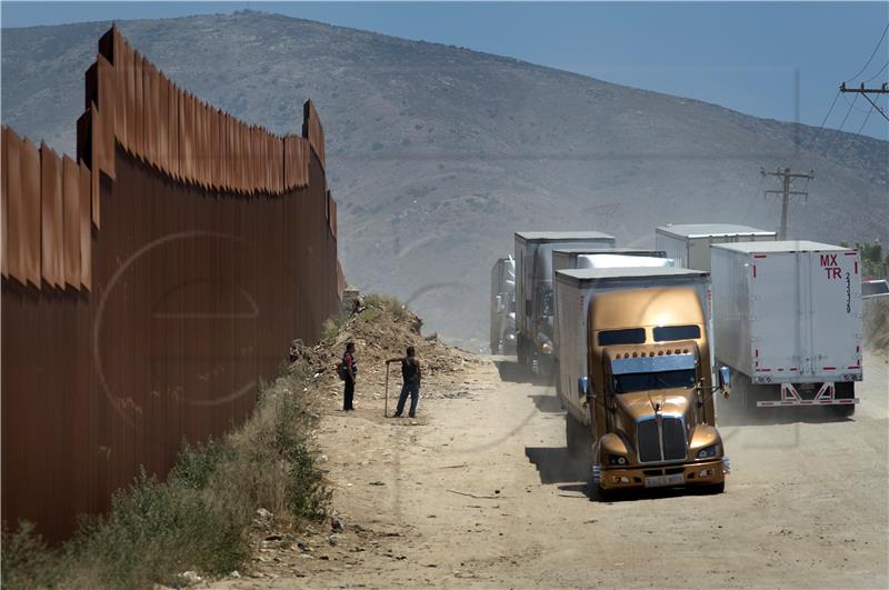 MEXICO USA BORDER