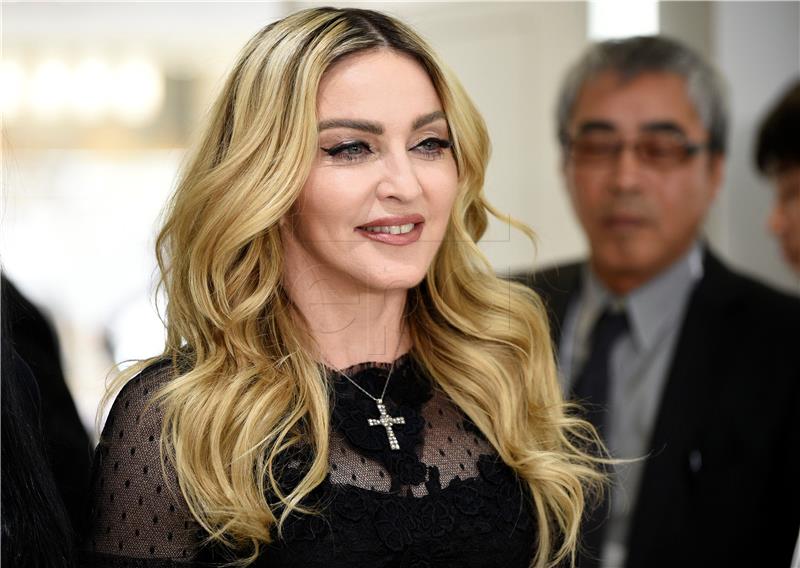 Madonna tvrdi da je Weinstein "prešao granice" dok su radili zajedno