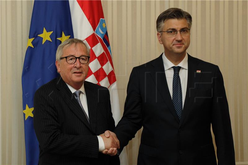 Premijer Plenković i predsjednik Europske komisije Jean-Claude Juncker sastali se u Banskim dvorima